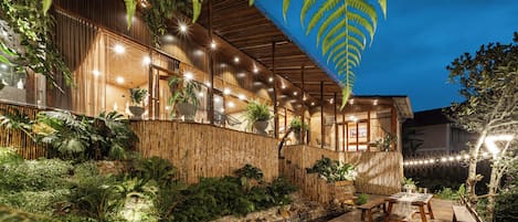 Overnatningsstedets facade