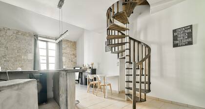 Historic Center – Arenas & Markets Nearby