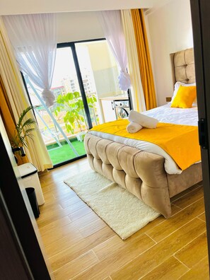 1 bedroom, iron/ironing board, WiFi - Home haven Luxe aptmnt,Kilimani Wood avenue.1bdrm walking distance 2 YAYA centre (Nairobi)