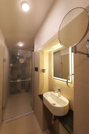 Bathroom - Aasmaani Cottage (Mussoorie)