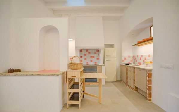 Private kitchen - San Francisco by Rentallorca (Petra)