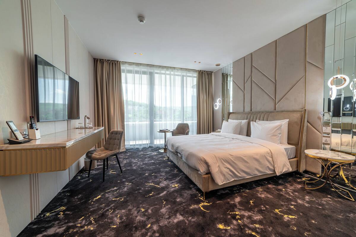 Standard Double Room | In-room safe, blackout drapes, soundproofing, WiFi (free)
