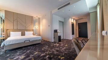 Chambre Double Supérieure | Coffres-forts dans les chambres, rideaux occultants