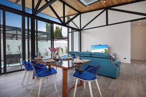 Design Villa, 3 Bedrooms, Private Pool, Pool View | Living area