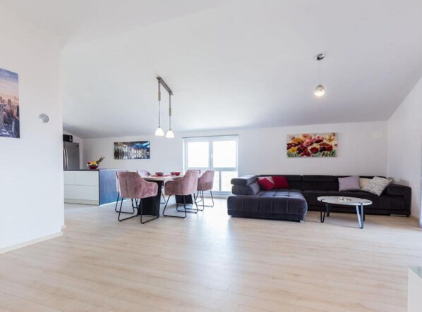 Apartment (Three Bedroom Apartment) | Living room | 32-inch flat-screen TV with cable channels - Cozy Three Bedroom Apartment With Terrace in Zadar (Zadar)