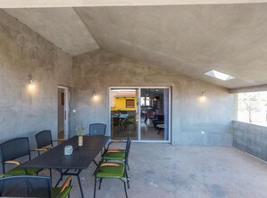 Apartment (Three Bedroom Apartment) | Terrace/patio - Cozy Three Bedroom Apartment With Terrace in Zadar (Zadar)