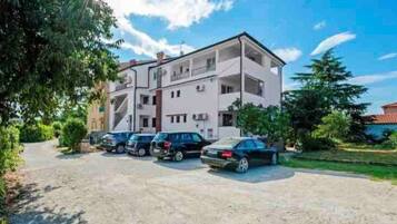 Apartment (La Dolce Nikka) | Exterior