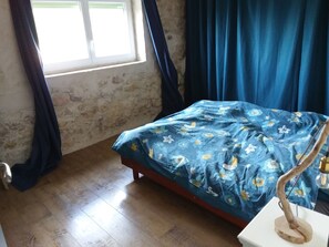 3 quartos, ferros/tábuas de passar roupa, Wi-Fi