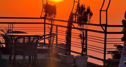Enchanting bed & breakfast with WiFi in Kasauli.
stay with us and feel like home