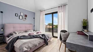 4 bedrooms, iron/ironing board, free WiFi, bed sheets - Villa Kali by Villas Guide (Krnica)