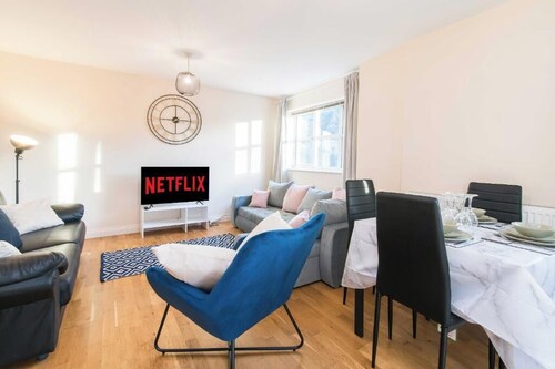 Soothing 2-bedroom Corporate apartment in Derby