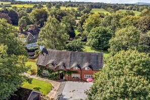 Exterior - Oaken Spa. (Codsall)