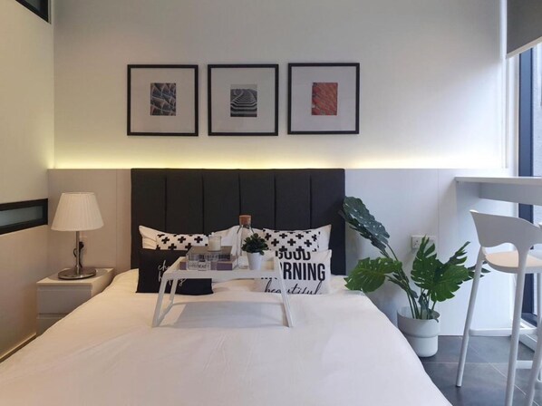 Soundproofing, free WiFi - Scarletz Suites KLCC by Purple Orchid (Kuala Lumpur)