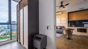 Family Studio, City View | 1 bilik tidur, kalis bunyi, Wi-fi percuma