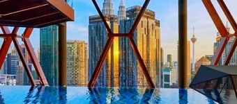Scarletz Suites KLCC by Purple Orchid
