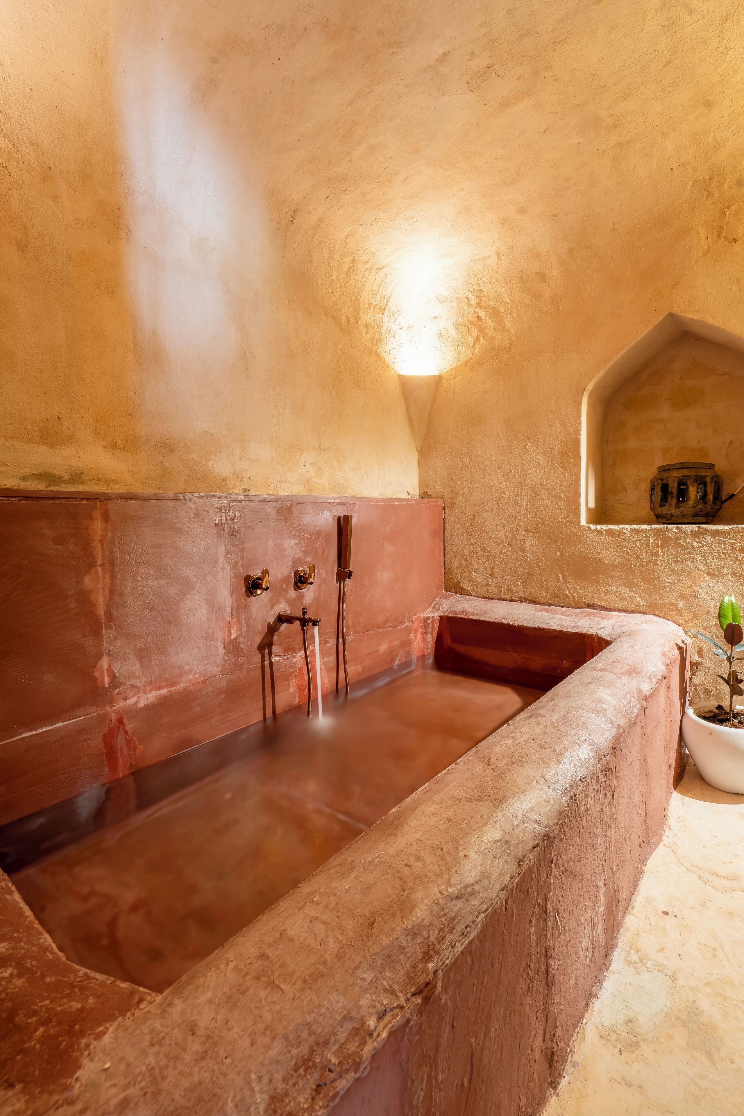 Royal Suite room with Bathtub | Bathroom | Designer toiletries, hair dryer, slippers, towels