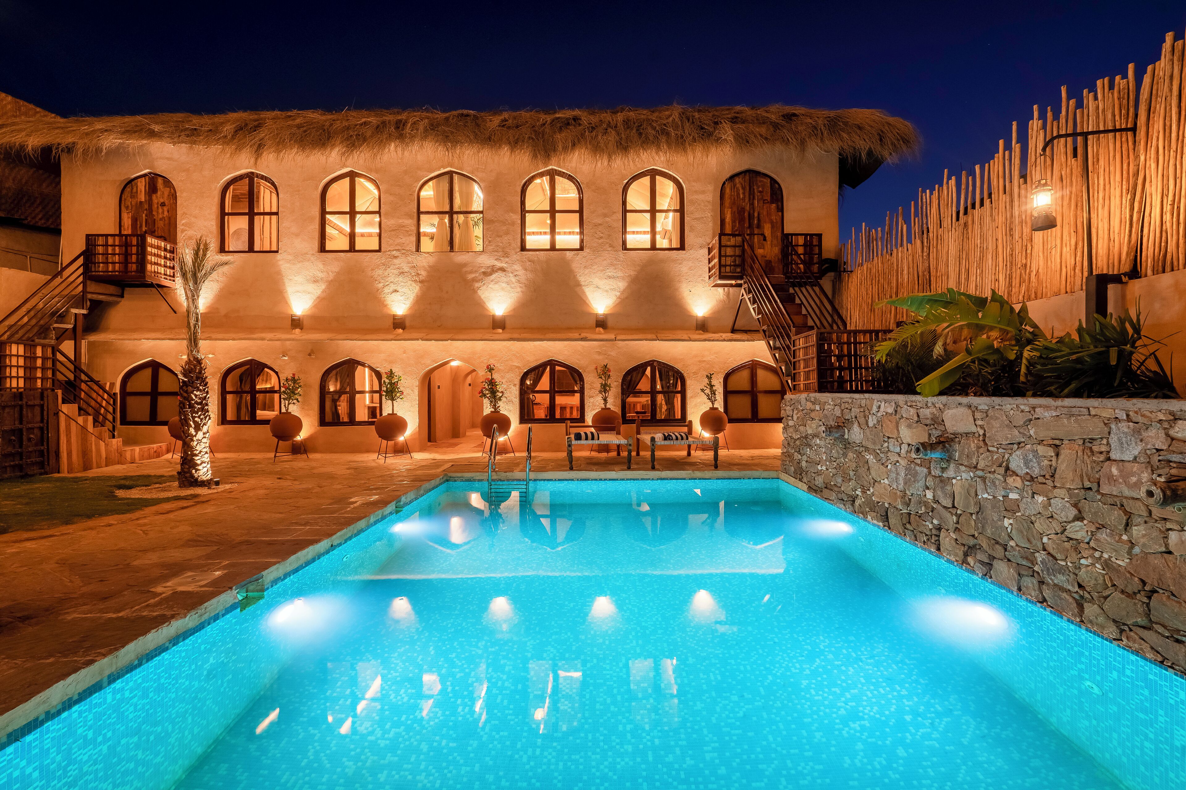 Outdoor pool, pool loungers