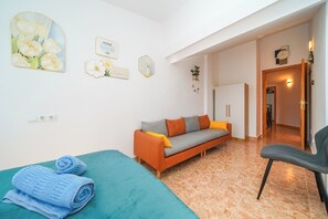 Villa | 4 bedrooms, iron/ironing board, free WiFi, bed sheets - Los Alcazares 4 Bed Villa Pet Friendly 2 Baths (Los Alcazares)