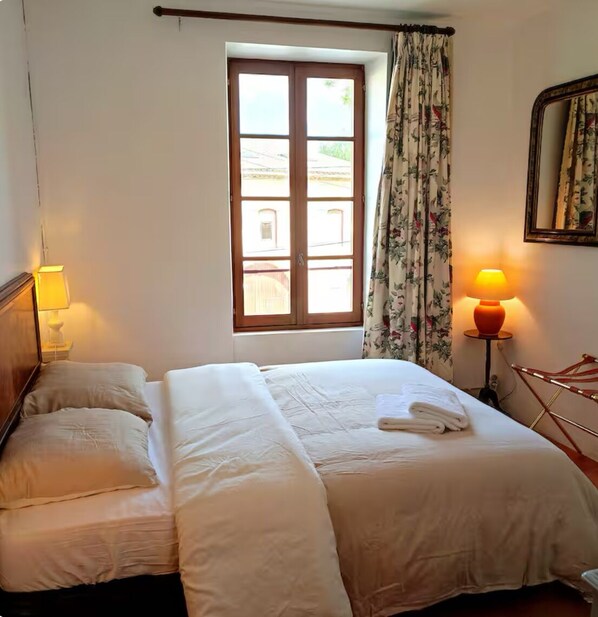 5 Schlafzimmer, WLAN, Bettwäsche