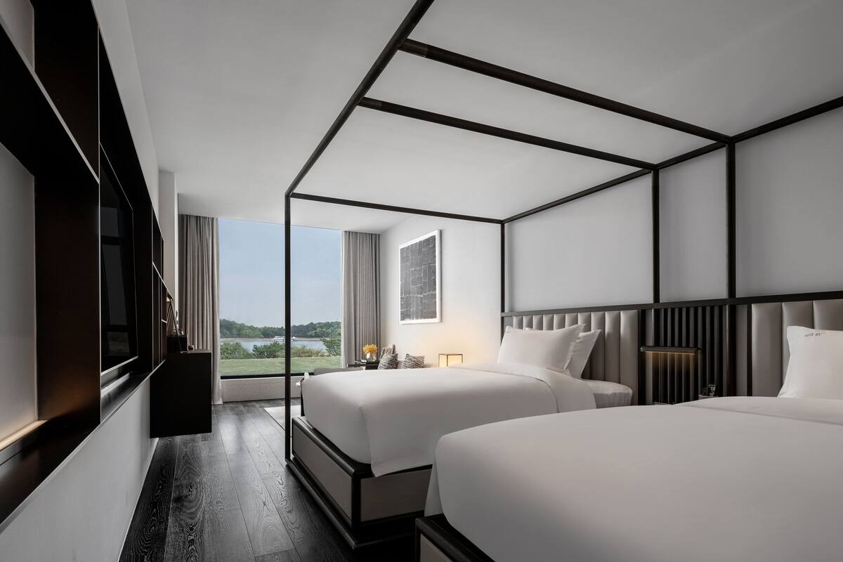 Family Twin Room, Lake View