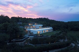 Fachada de la propiedad