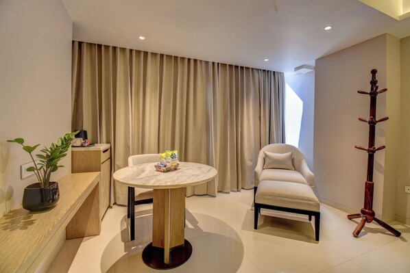Room - The SSK Solitaire Boutique Hotel and SPA (Nashik)