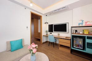 Minibar, in-room safe, desk, laptop workspace - Iris Sarovar Portico Sector 85 Gurugram (Gurugram)