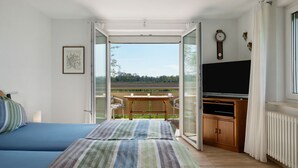 2 soverom, strykejern/-brett, wi-fi (inkludert) og sengetøy
