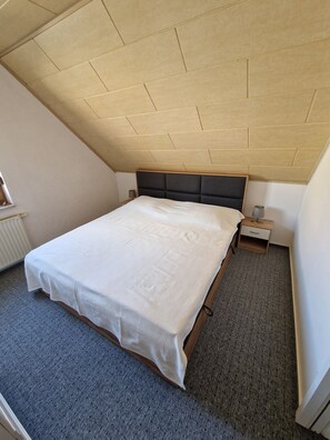 2 Schlafzimmer, kostenloses WLAN, Bettwäsche