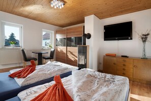 1 bedroom, free WiFi, bed sheets
