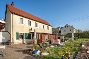 Exterior - Room 'Gästezimmer 3' with Shared Terrace, Shared Garden and Wi-Fi (Klipphausen OT Tanneberg)