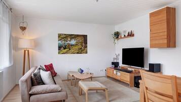 Fernseher, Stereoanlage
