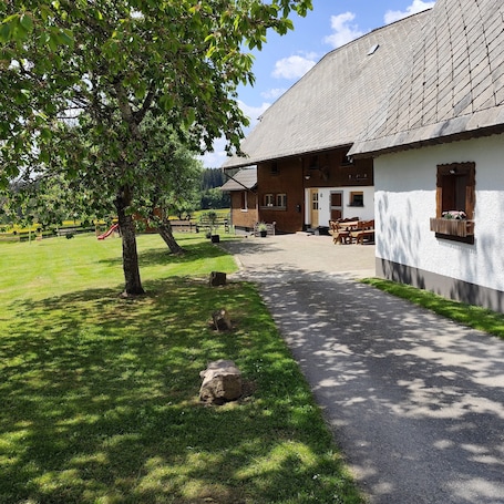 Exterior. Holiday Home 'Hüttenwiesenhof Ketterer' with Private Terrace, Shared Garden & Wi-Fi