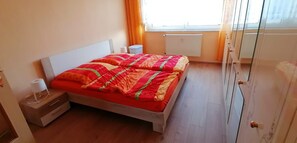 1 bedroom, free WiFi, bed sheets