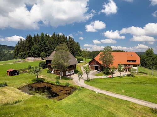 Apartment 'Rösschen' with Shared Garden and Wi-Fi