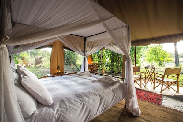 Comfort Tent, Patio, Park View