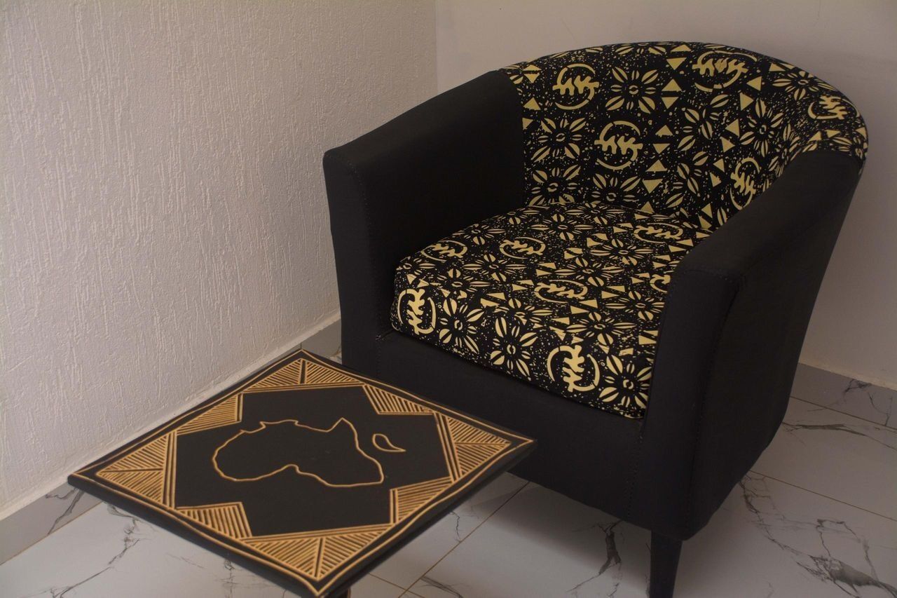 Bureau, espace de travail pour ordinateur portable