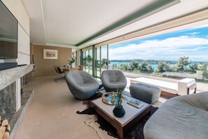 公寓 | 2 間臥室、網路服務