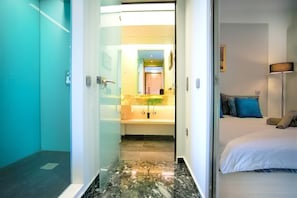 Apartment | 1 bedroom - Vouliagmeni Kavouri Beachfront Apartment (Vari-Voula-Vouliagmeni)