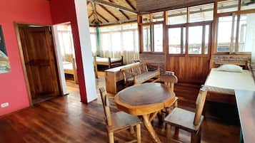 Classic Apartment, Beach View | 2 bedrooms, free WiFi