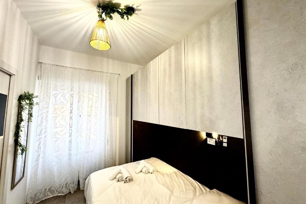 1 camera, una scrivania, Wi-Fi gratuito, lenzuola