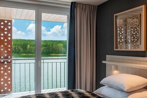 Klassieke kamer, 1 twee- of 2 eenpersoonsbedden | Een minibar, een kluis op de kamer, een bureau, gratis wifi