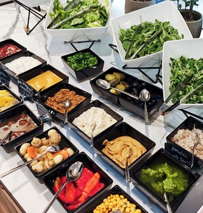 รวมอาหารเช้าแบบบุฟเฟ่ต์ ทุกวัน