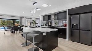 Microwave, oven, stovetop, dishwasher