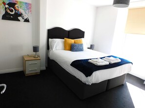 2 Schlafzimmer, Bügeleisen/Bügelbrett, WLAN, Bettwäsche