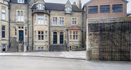 Historic 1BD in Central Peterborough