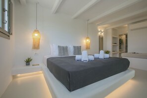 6 soverom, strykejern/-brett og wi-fi (inkludert)