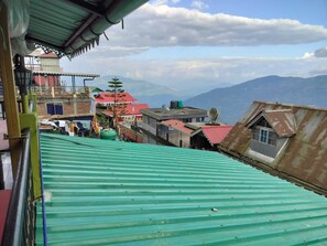 Basic Double Room | Free WiFi - benus (Darjeeling)