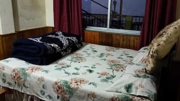 Basic Double Room | Free WiFi