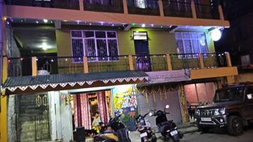 Basic Double Room | Free WiFi